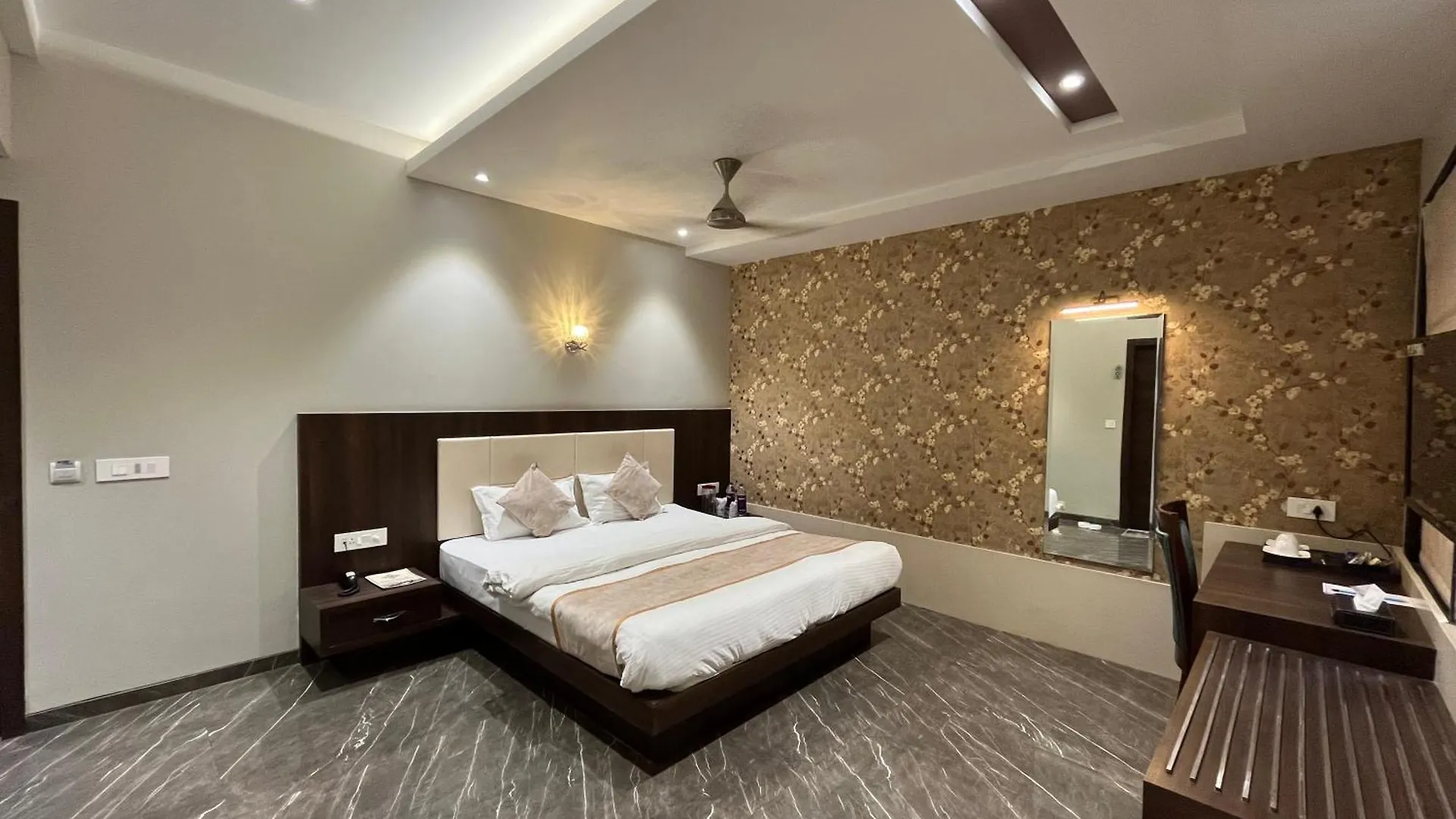 Hotel Royal Livin Varanasi