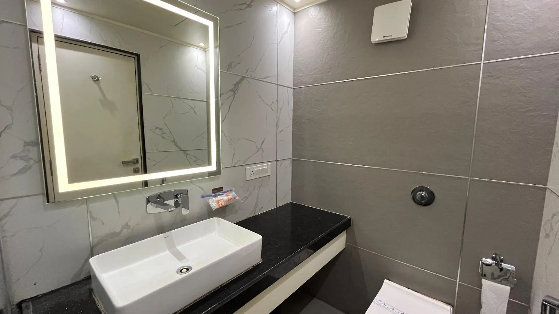 Hotel Royal Livin Varanasi