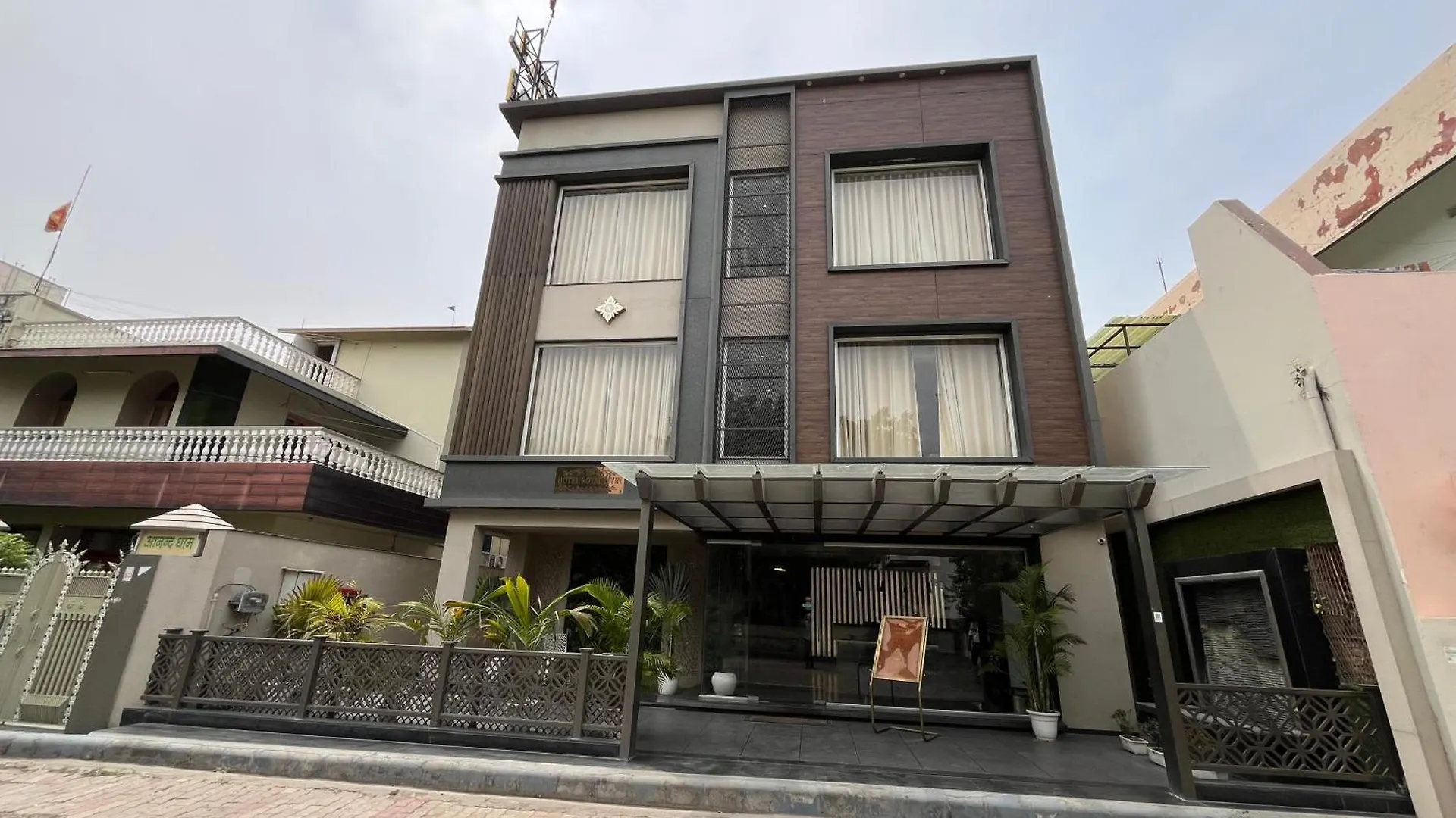 Hotel Royal Livin Varanasi